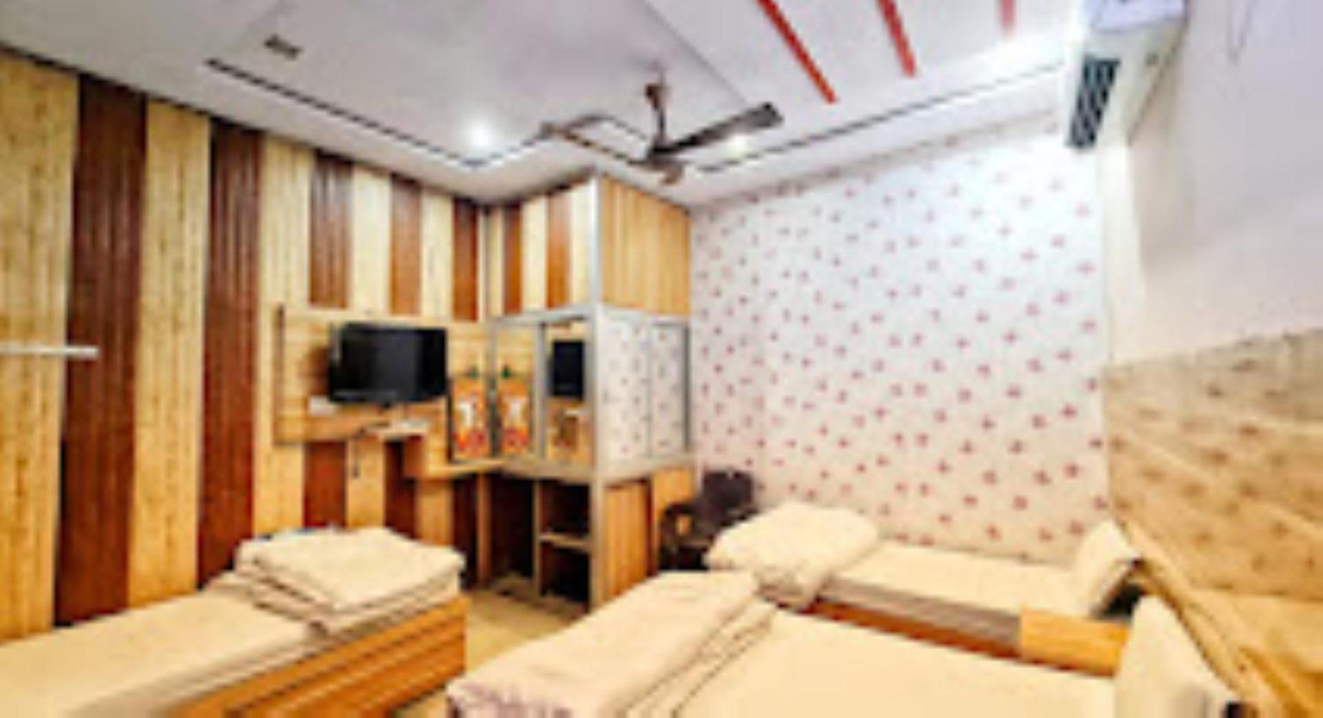 Hotel Mahabir Inn 马图拉 外观 照片
