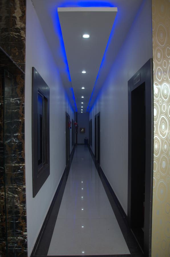 Hotel Mahabir Inn 马图拉 外观 照片